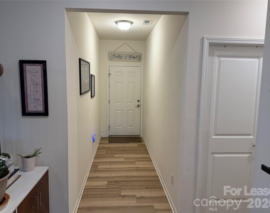 4680 Courtney Creek - Photo Thumbnail 9