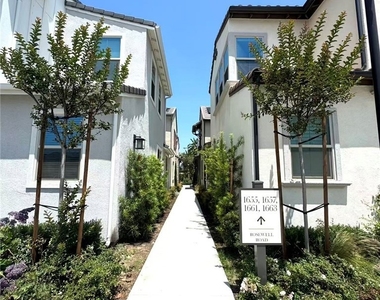 1657 Rosewell Rd - Photo Thumbnail 2