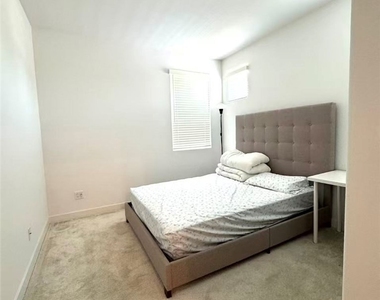 1657 Rosewell Rd - Photo Thumbnail 14