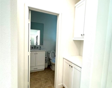 1657 Rosewell Rd - Photo Thumbnail 8