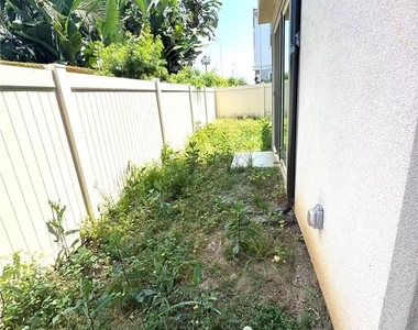 1657 Rosewell Rd - Photo Thumbnail 18