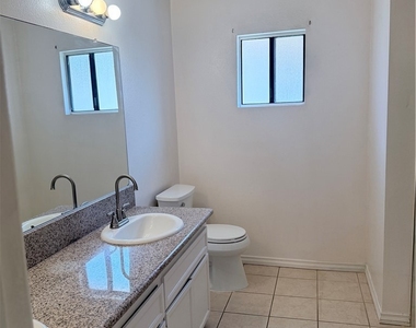 511 N Mcpherrin - Photo Thumbnail 7