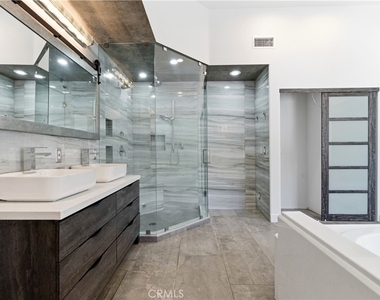 4520 Park Cordero - Photo Thumbnail 17