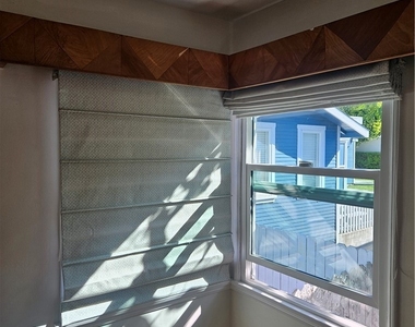 1204 Bonnie Brae - Photo Thumbnail 4