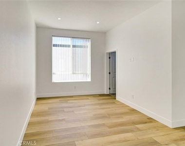 3018 West Boulevard - Photo Thumbnail 25