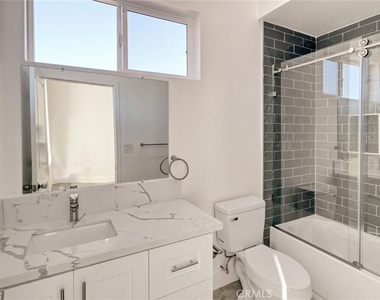 3018 West Boulevard - Photo Thumbnail 30