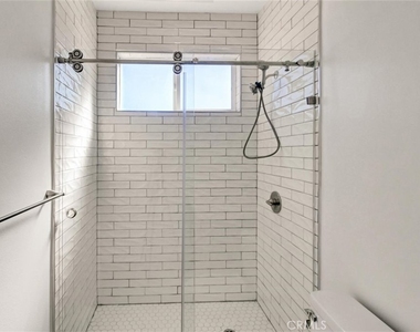 3018 West Boulevard - Photo Thumbnail 23