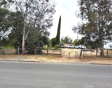 10515 Cypress - Photo Thumbnail 6