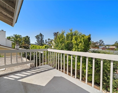 24295 Tahoe Court - Photo Thumbnail 22