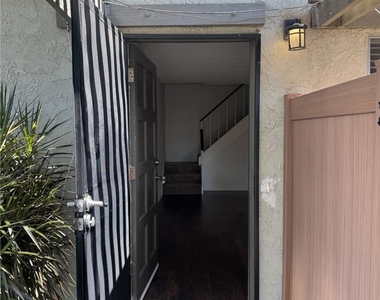 16748 Cedarwood Cir S - Photo Thumbnail 2