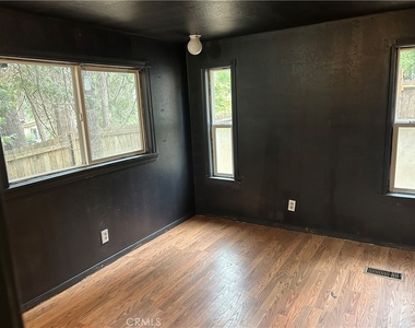 14745 Del Oro - Photo Thumbnail 10