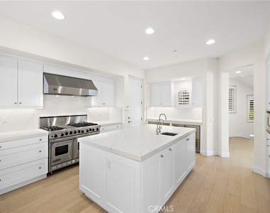 150 Sidney Bay - Photo Thumbnail 12
