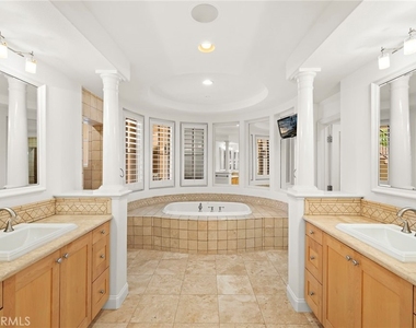 150 Sidney Bay - Photo Thumbnail 31