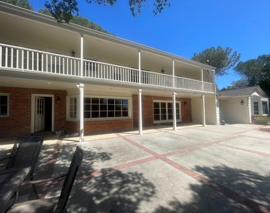 22505 Rolling Hills Road - Photo Thumbnail 44