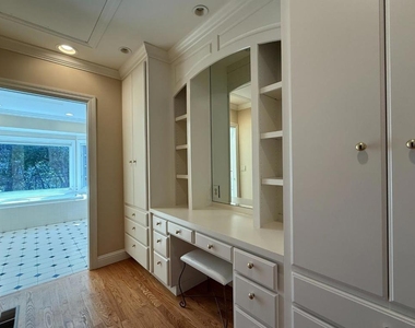22505 Rolling Hills Road - Photo Thumbnail 40