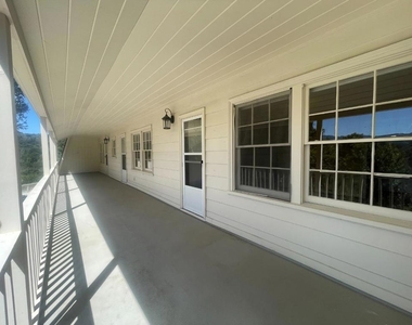 22505 Rolling Hills Road - Photo Thumbnail 21