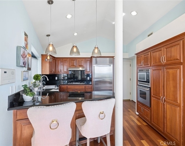 1445 Bounty Way - Photo Thumbnail 9