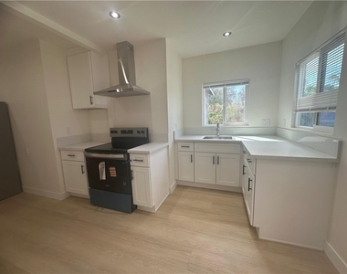 5778 La Sierra - Photo Thumbnail 4