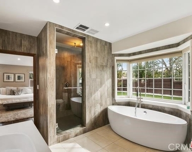 11905 Hartsook - Photo Thumbnail 11