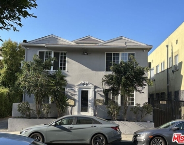 6224 1/8 De Longpre Avenue - Photo Thumbnail 6