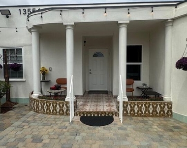 13551 Hart Street - Photo Thumbnail 41