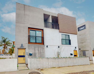 6811 Gloria Avenue - Photo Thumbnail 33