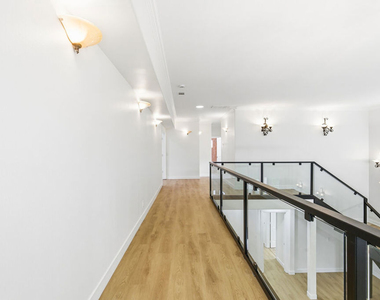 23114 Mariano Street - Photo Thumbnail 27