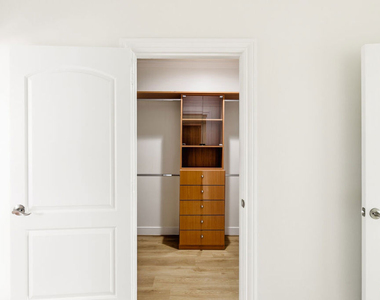 23114 Mariano Street - Photo Thumbnail 34