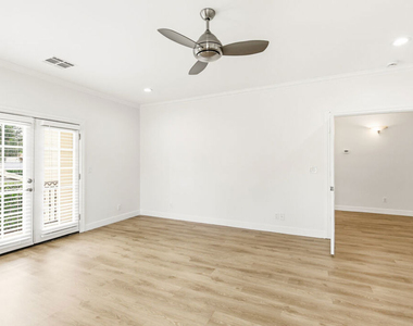 23114 Mariano Street - Photo Thumbnail 38