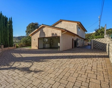 5356 Waldo Place - Photo Thumbnail 43