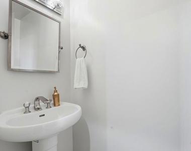 5356 Waldo Place - Photo Thumbnail 28
