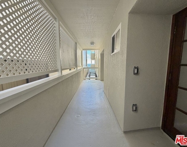 22626 Pacific Coast Highway - Photo Thumbnail 11