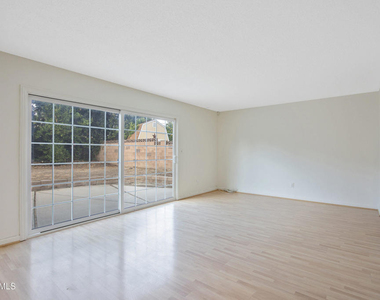 2087 Rhoda Street - Photo Thumbnail 7