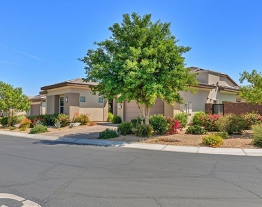 51790 S Two Palms Way - Photo Thumbnail 31