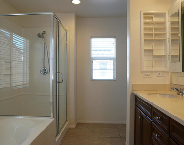 510 Calle Vibrante - Photo Thumbnail 14