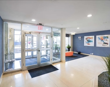 150 Hawthorne Street - Photo Thumbnail 8