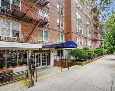 150 Hawthorne Street - Photo Thumbnail 12
