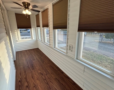 445 North Country Road - Photo Thumbnail 7