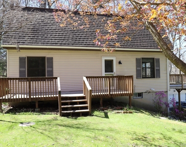 45 Laurel Hollow Estate - Photo Thumbnail 3
