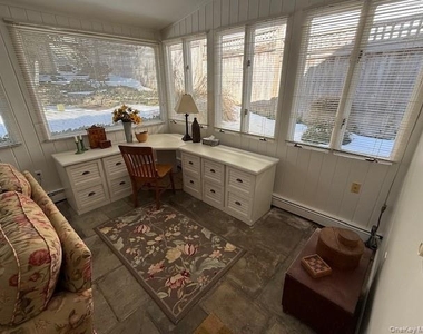 225 Christian Avenue - Photo Thumbnail 4