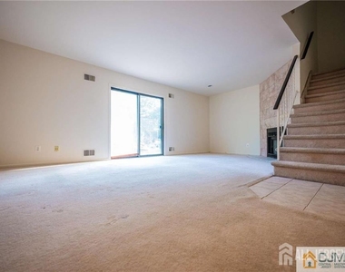 12 Sunflower Court - Photo Thumbnail 4