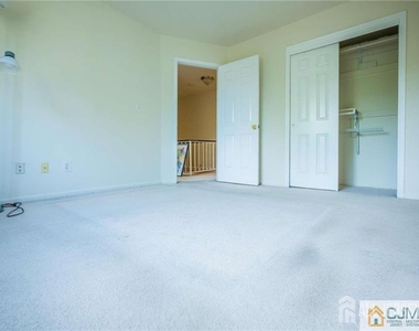 12 Sunflower Court - Photo Thumbnail 8