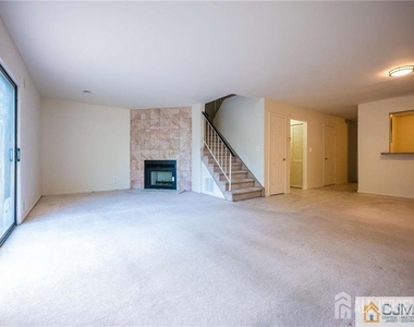 12 Sunflower Court - Photo Thumbnail 2