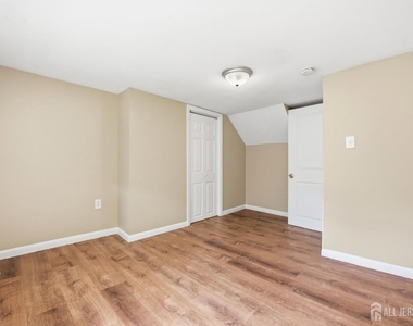 164 S Ridgewood Drive - Photo Thumbnail 15