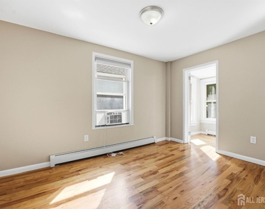 164 S Ridgewood Drive - Photo Thumbnail 11
