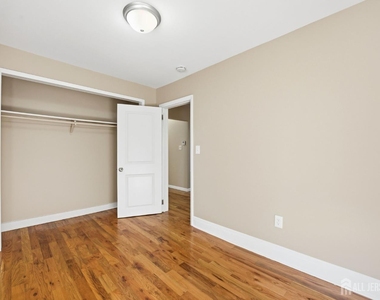 164 S Ridgewood Drive - Photo Thumbnail 10