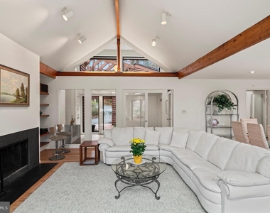11286 Spyglass Cove Lane - Photo Thumbnail 3
