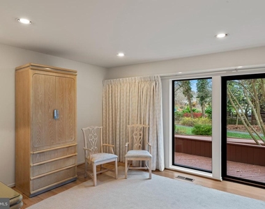 11286 Spyglass Cove Lane - Photo Thumbnail 10