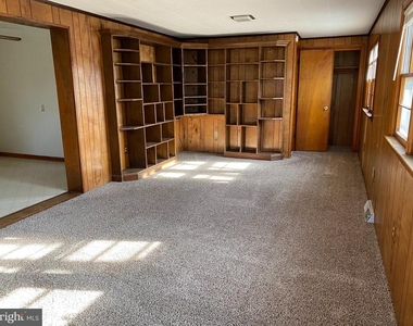 105 Fay Street - Photo Thumbnail 16