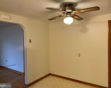 105 Fay Street - Photo Thumbnail 4